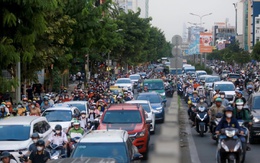 Dùng 'làn sóng xanh' để giảm ùn tắc trên đường Cộng Hòa, đi vào nhà ga T3 thoáng hơn