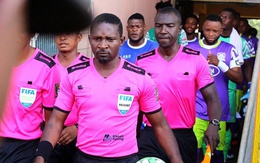 Bóng đá Cameroon khủng hoảng vì… trọng tài đình công