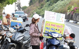 Hàng rong lộng hành ở Sơn Trà từ sáng đến tối, thấy lực lượng là… núp lùm