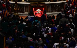 40 người ‘đặc biệt’ sẽ được đến chào từ biệt Giáo hoàng Francis trước khi Ngài được an táng