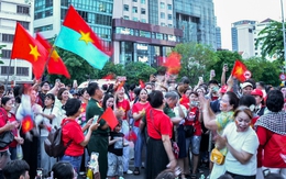 Rộn ràng ca khúc Như có Bác Hồ trong ngày vui đại thắng tại bến Bạch Đằng