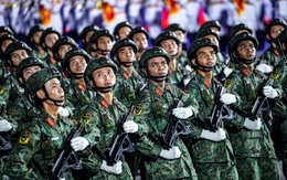 Các khối diễu binh, diễu hành kết thúc sơ duyệt, sẵn sàng cho buổi tổng duyệt sáng 27-4