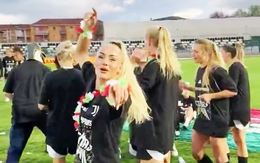 ‘Nữ cầu thủ quyến rũ nhất hành tinh’ Alisha Lehmann bị nói ‘làm quá’