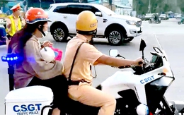 Hình ảnh đẹp của CSGT TP.HCM trước thềm lễ kỷ niệm 50 năm thống nhất đất nước