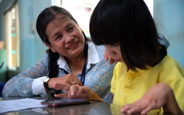 Con gái liệt sĩ tìm bóng hình cha trong đoàn diễu binh