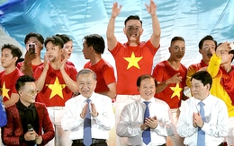 Tổng Bí thư và lãnh đạo Đảng, Nhà nước cùng lãnh đạo các nước dự chương trình Mùa xuân thống nhất