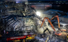 Nghi có người còn sống dưới tòa nhà 30 tầng bị sập ở Bangkok