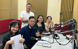 Sinh viên tầm sư học... nói