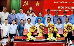 Hàng loạt cán bộ chủ chốt ở Sóc Trăng xin nghỉ hưu trước tuổi