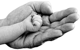 Vết chai sần trên tay ba