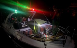 Cứu 4 thuyền viên gặp nạn trên vùng biển Cát Bà