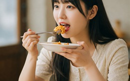 Ngộ độc thực phẩm gây ra thay đổi đáng sợ này trong não bộ