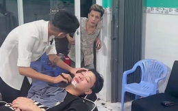 Cười sảng với cách giữ khách của anh thợ cắt tóc