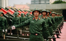 Thời gian tập luyện pháo lễ ở Bến Bạch Đằng chuẩn bị đại lễ 30-4