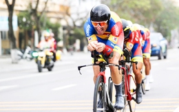 Loic Desriac giúp Dược Domesco Đồng Tháp thắng đồng đội tính giờ