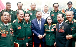 Tổng Bí thư: Trợ cấp ưu đãi sẽ được điều chỉnh ở mức cao nhất trong hệ thống chính sách xã hội