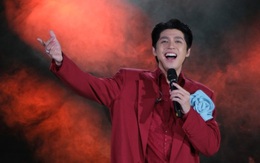 Noo Phước Thịnh tặng quà cho 'người không ngại xa đến Đà Lạt cùng Noo'