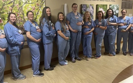 14 y tá sản khoa của bệnh viện cùng mang thai, dự sinh cùng 1 tháng