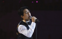 Tuấn Hưng hồi sinh nhờ 'Gai con' và tình yêu của khán giả