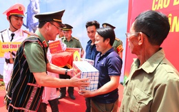 Bộ Công an hỗ trợ 30 tỉ đồng giúp Đắk Nông xóa nhà dột nát, nhà tạm