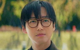 Nam Goong Min trẻ bất ngờ trong phim mới