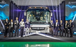 THACO AUTO xuất khẩu xe bus cao cấp Mercedes-Benz sang Thái Lan