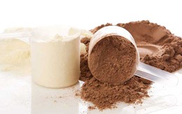 Một công ty tại TP.HCM dùng hàng tấn nguyên liệu hết hạn sản xuất bột đạm