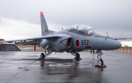 Máy bay huấn luyện Nhật Bản rơi chưa rõ nguyên nhân