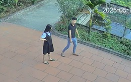 Chồng lầy lội bắt chước dáng đi khệnh khạng của vợ bầu