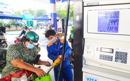 Giá xăng dầu đồng loạt tăng trở lại