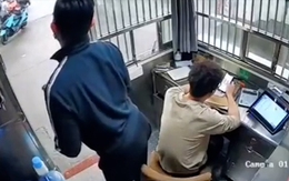 Chàng trai chịu không nổi khi bị bạn chơi khăm