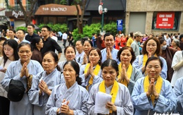 Đại sứ Ấn Độ cảm kích tình cảm người dân Việt Nam chiêm bái xá lợi Phật