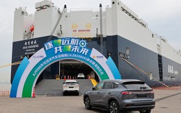 Trung Quốc đẩy mạnh xuất khẩu ô tô với hai siêu tàu khổng lồ