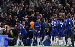 Cucurella ghi bàn thắng duy nhất giúp Chelsea đánh bại Man United