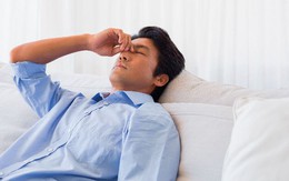 Nên hay không đóng kín cửa khi bật điều hòa?