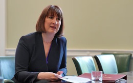 Anh cải tổ hệ thống hưu trí theo mô hình của Úc để thúc đẩy kinh tế