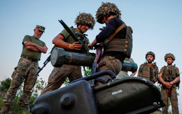 Báo Anh: Ukraine mất hàng trăm triệu USD khi tìm mua vũ khí