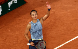 HCV quần vợt Olympic Zheng Qinwen nhận thưởng khủng sau gần 1 năm