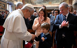 Giáo hoàng Leo XIV: Muốn xây dựng xã hội hòa bình, hãy đầu tư vào gia đình