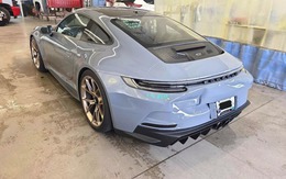 Porsche 911 đời 2023 vẫn bán được giá hơn xe mới dù đã đâm đụng