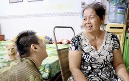 25 năm 'nuôi giùm' con của người lạ