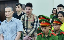 Cựu cán bộ công an khai dùng xe biển xanh chở đồ cho 'bà trùm', 'không biết là ma túy'