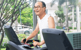 'Những môn thể thao nên từ bỏ ở tuổi 45', người ủng hộ, người nói chơi thể thao nặng mà vẫn khỏe