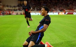 Yamal đòi lương cao nhất, fan Barca lo mất người