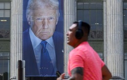 Việc treo hình ông Trump khổ lớn trước trụ sở Bộ Nông nghiệp Mỹ là có thật