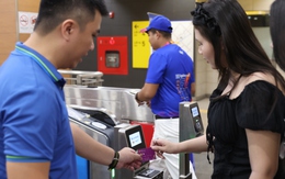 Dùng thẻ ngân hàng đi metro TP.HCM như ở Tokyo, Thượng Hải…