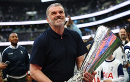 Tottenham có quyết định 'tàn nhẫn' với HLV vừa vô địch Europa League