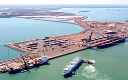 Trung Quốc chỉ trích sau khi Úc muốn lấy lại cảng cho thuê 99 năm