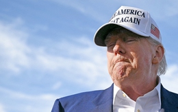 Sau khi ông Trump dùng từ 'điên rồ', Điện Kremlin nói 'ông Trump quá tải cảm xúc'