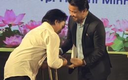 Nghệ sĩ Lê Tứ: Ngồi chấm thi mà rơi nước mắt, các thí sinh khuyết tật quá giỏi